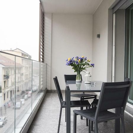 Design & New Center Apartments Милано Екстериор снимка