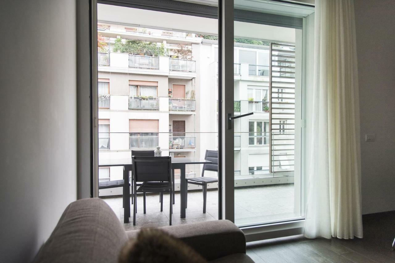 Design & New Center Apartments Милано Екстериор снимка