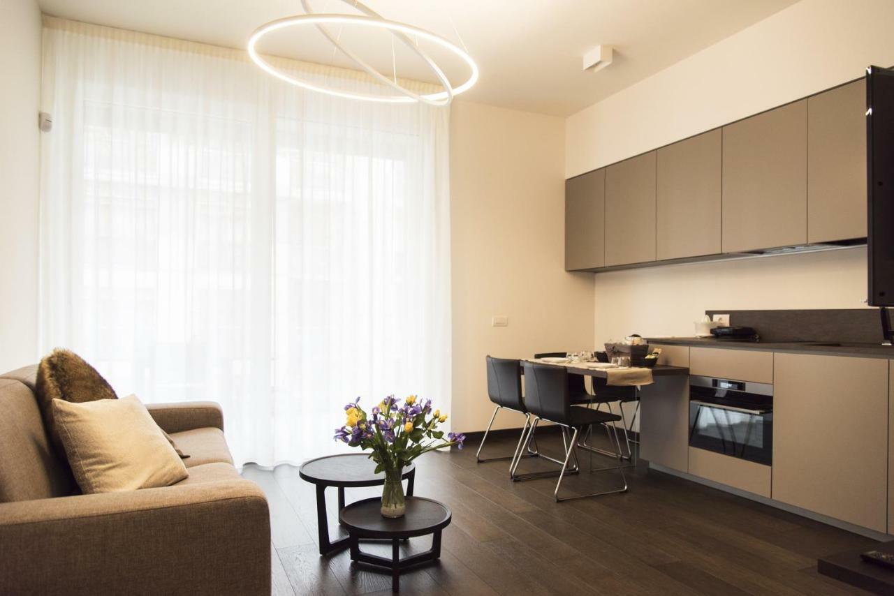 Design & New Center Apartments Милано Екстериор снимка